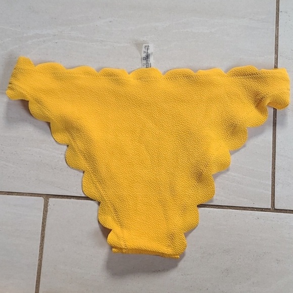 ZAFUL Scallop String Bikini Set NWT - Picture 13 of 14